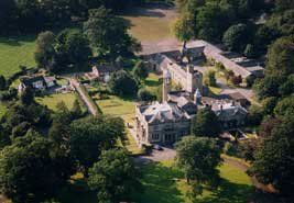 Aerial view of Edmond Castle.